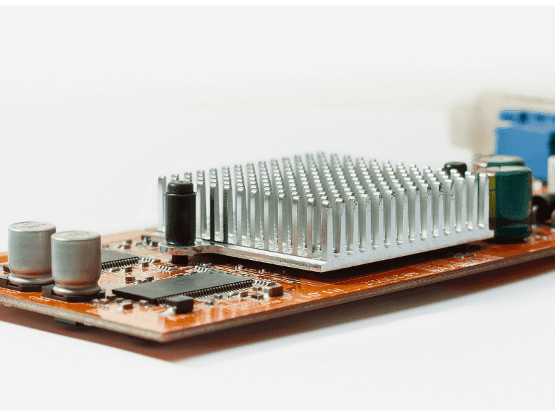 3DVC is the three-dimensional uniform temperature plate, is the heat pipe extended to the body of the VC uniform heat plate, when the vacuum chamber of the VC uniform temperature plate and the heat pipe connected to each other, the internal mass to complete the connection, and the heat source can be direct contact, its vertical heat pipe design also improves the rate of heat transfer.
